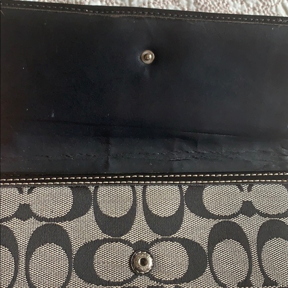 Authentic COACH Wallet - Picture 5 of 5